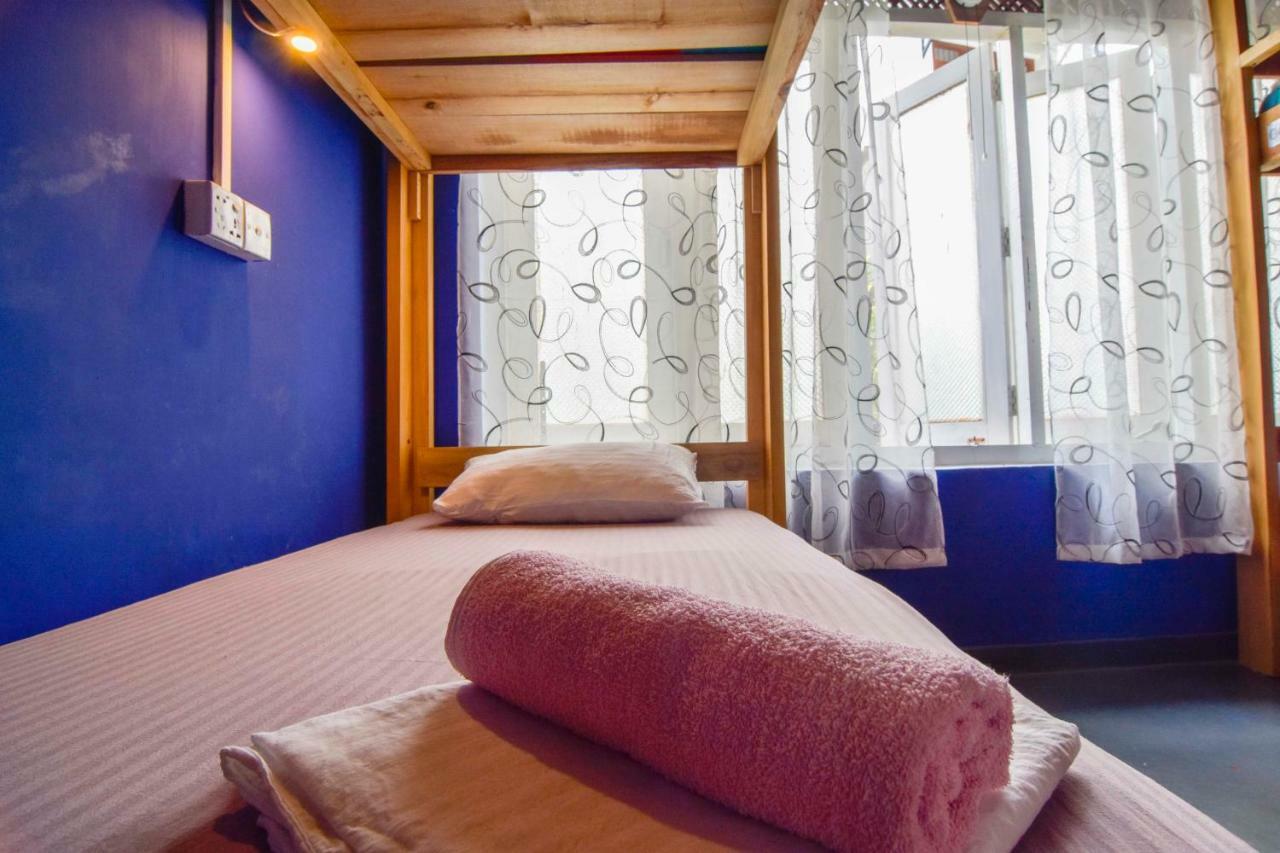 Jay'S Bunks-Kandy Hostel (Adults Only) Екстер'єр фото